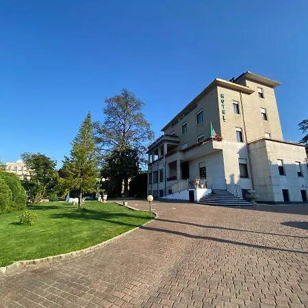 酒店 拉丰塔纳酒店