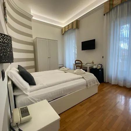 La Fontana Hotel