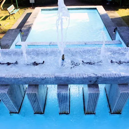 La Fontana فندق ستريزا