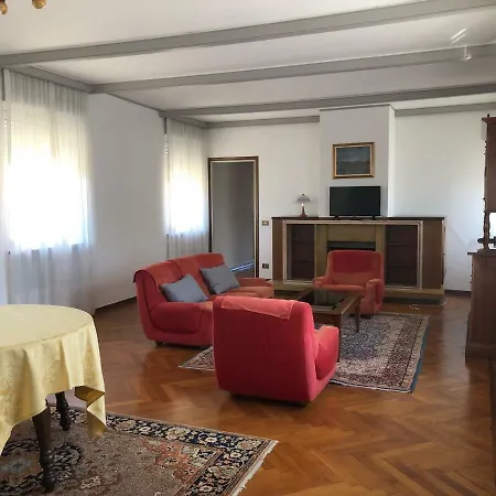 La Fontana Отель