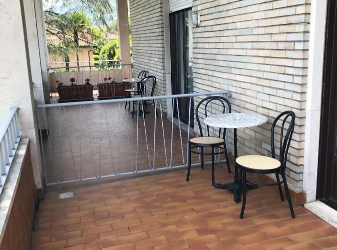 酒店 拉丰塔纳酒店 3*