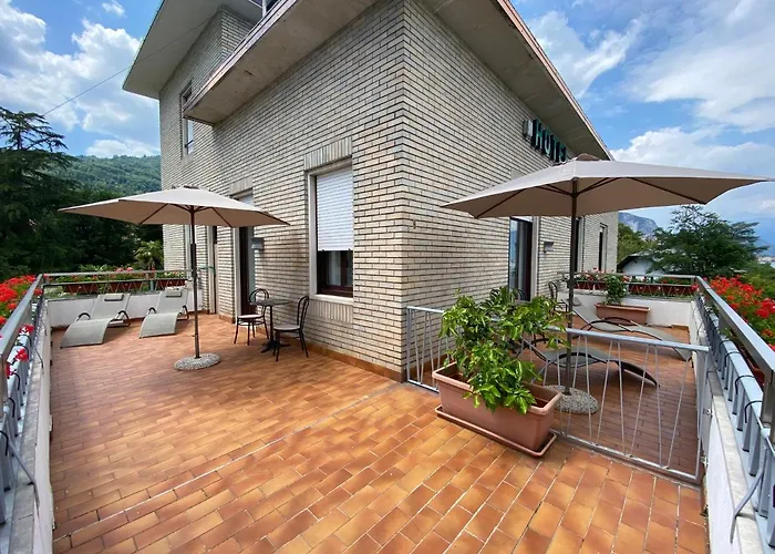 La Fontana Готель Стреза